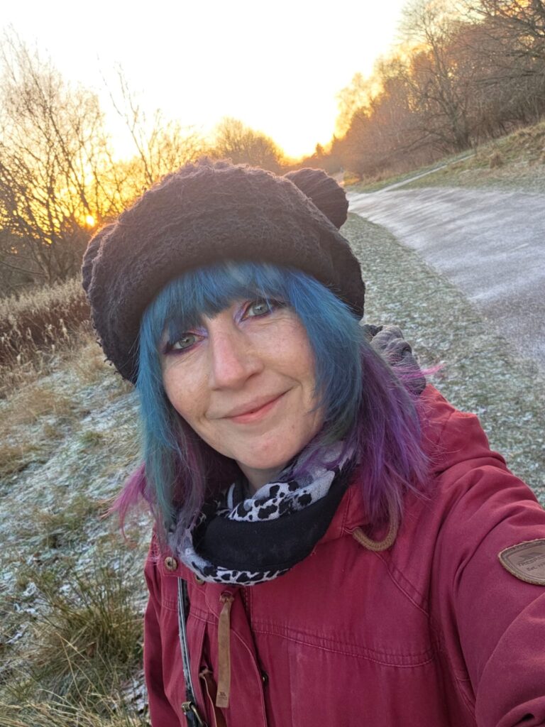 Joanne Easton, tarot reader