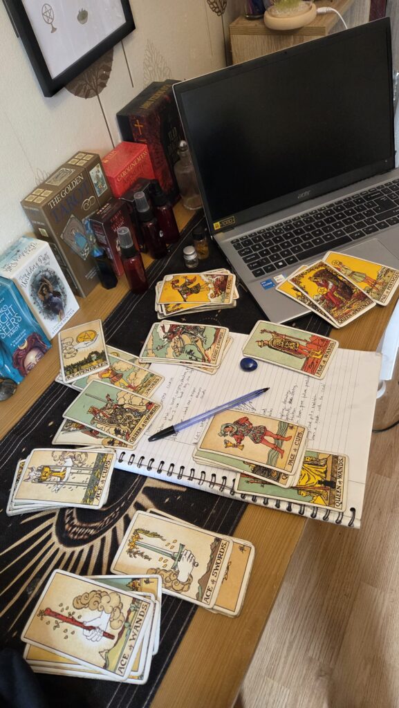how to read tarot online